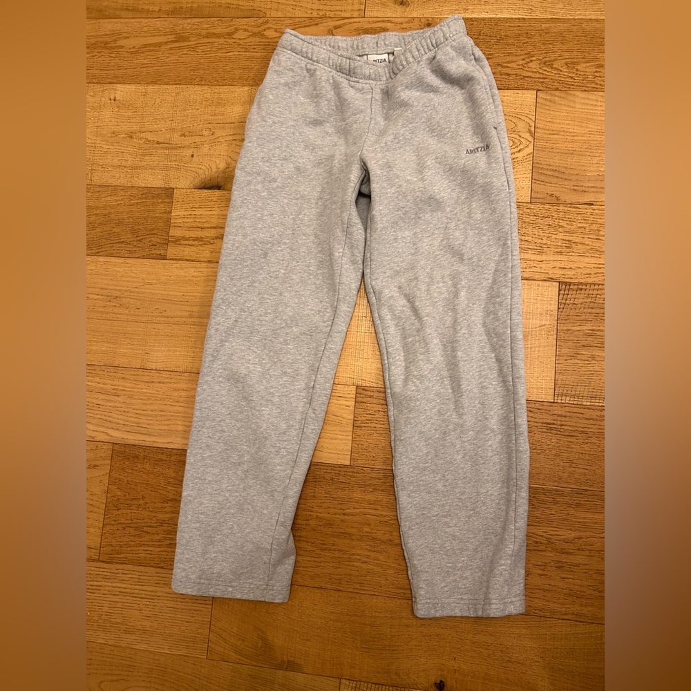 Aritzia Womens Light Gray Joggers